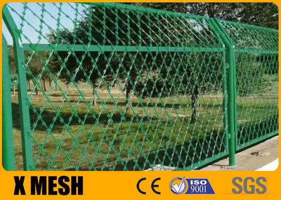 ASTM मानक Bto-22 वेल्डेड रेजर वायर मेष का उपयोग हवाई अड्डों और सैन्य ठिकानों में किया जाता है